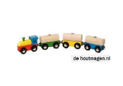 locomotief met boomstammen